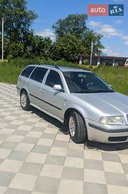 Универсал Skoda Octavia 2001 в Самборе
