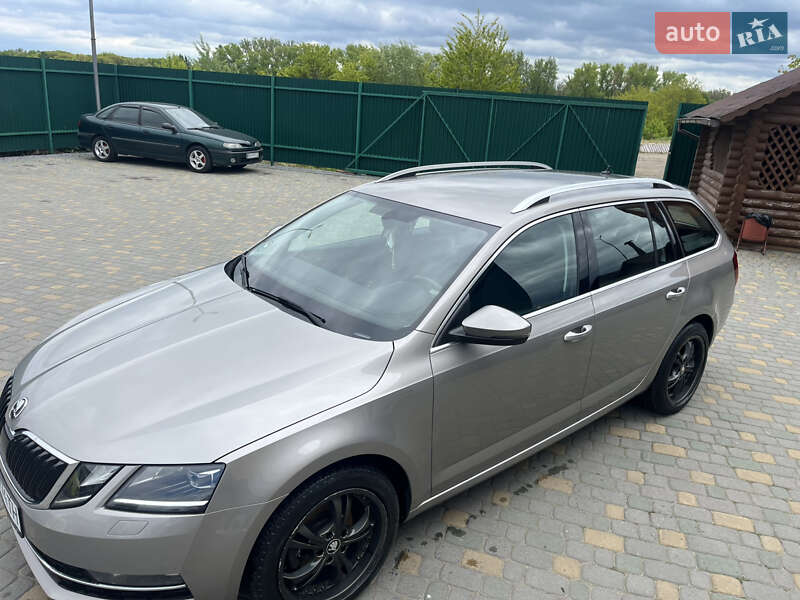 Универсал Skoda Octavia 2019 в Самборе