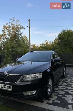 Универсал Skoda Octavia 2015 в Стрые