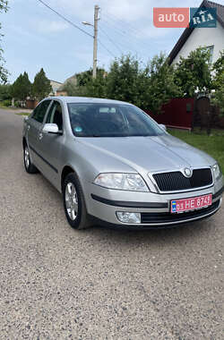 Лифтбек Skoda Octavia 2005 в 