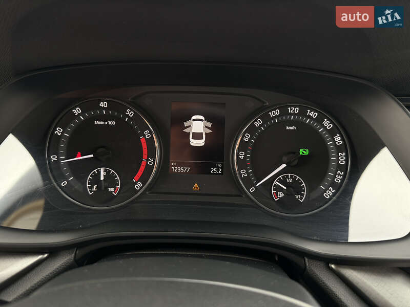 Ліфтбек Skoda Octavia 2020 в Дніпрі фото 11 Ліфтбек Skoda Octavia 2020 в Дніпрі