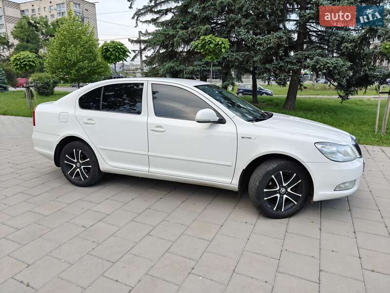 Лифтбек Skoda Octavia 2011 в Виннице
