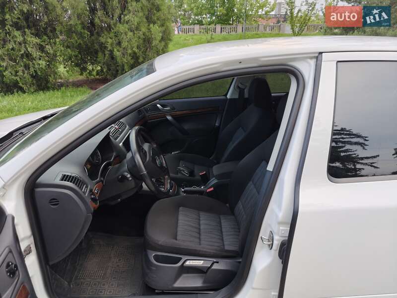 Лифтбек Skoda Octavia 2011 в Виннице