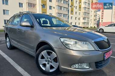 Универсал Skoda Octavia 2011 в Виннице
