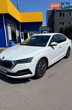 Лифтбек Skoda Octavia 2020 в Киеве