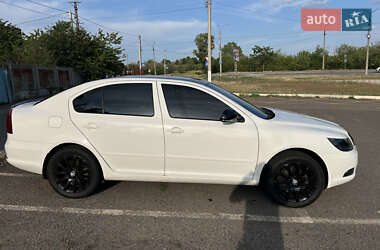Лифтбек Skoda Octavia 2011 в 