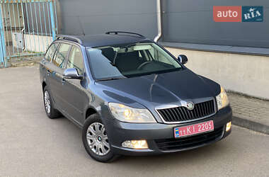Універсал Skoda Octavia 2010 в 