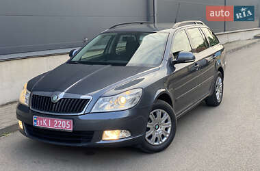 Універсал Skoda Octavia 2010 в 