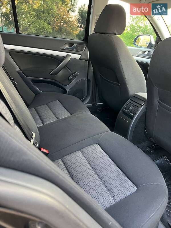 Универсал Skoda Octavia 2009 в Веселинове