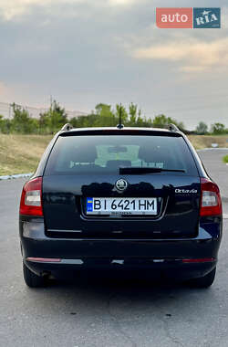 Универсал Skoda Octavia 2011 в 