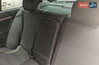 Лифтбек Skoda Octavia 2005 в 