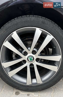 Универсал Skoda Octavia 2012 в 