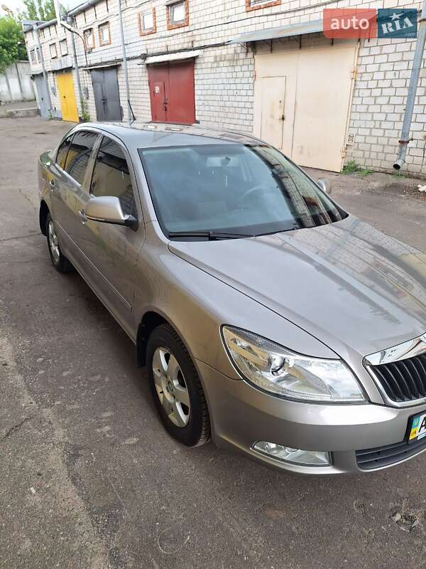 Лифтбек Skoda Octavia 2011 в Харькове