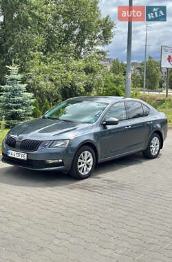 Лифтбек Skoda Octavia 2019 в Киеве