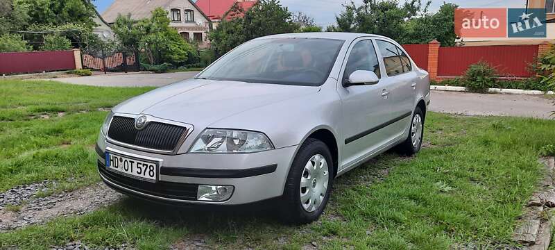 Лифтбек Skoda Octavia 2006 в 