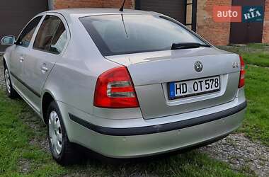 Лифтбек Skoda Octavia 2006 в 