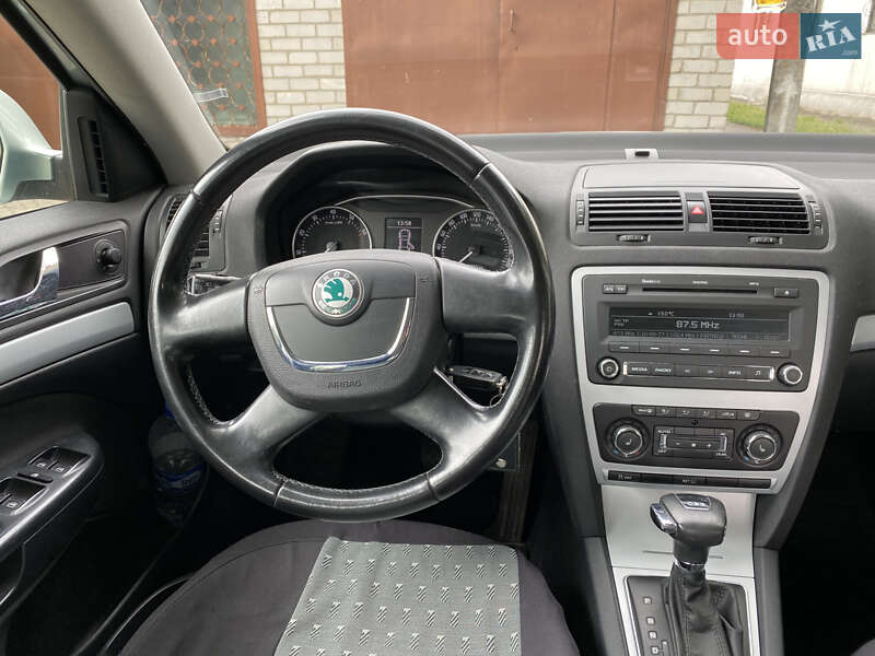 Лифтбек Skoda Octavia 2010 в Черкассах