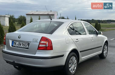Лифтбек Skoda Octavia 2005 в 