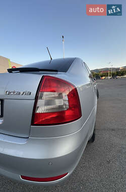 Лифтбек Skoda Octavia 2009 в 