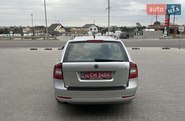 Универсал Skoda Octavia 2010 в 