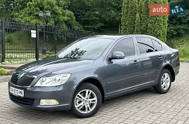 Ліфтбек Skoda Octavia 2012 в 