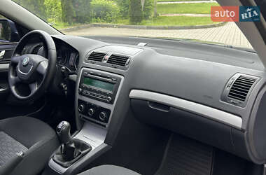 Ліфтбек Skoda Octavia 2012 в 