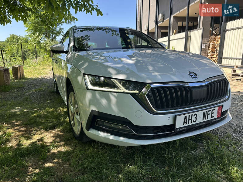 Универсал Skoda Octavia 2020 в Тячеве