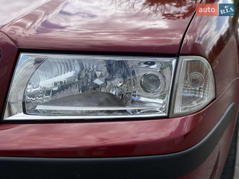 Лифтбек Skoda Octavia 2006 в Ровно