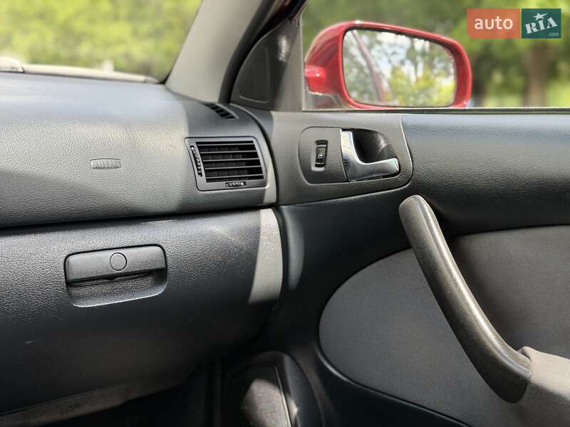 Лифтбек Skoda Octavia 2006 в Ровно
