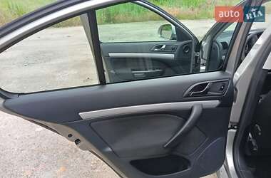 Лифтбек Skoda Octavia 2012 в 