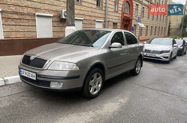 Лифтбек Skoda Octavia 2007 в Киеве