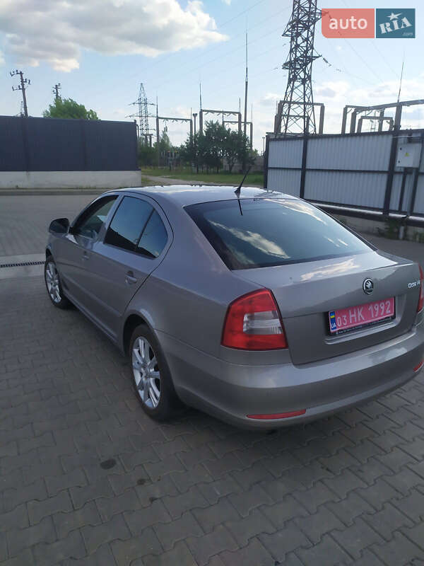 Лифтбек Skoda Octavia 2011 в Луцке