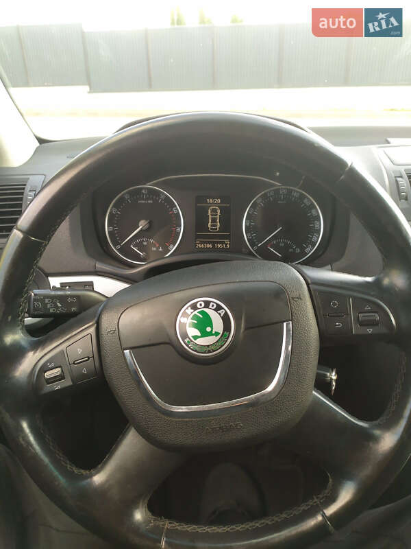 Лифтбек Skoda Octavia 2011 в Луцке