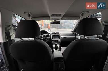 Лифтбек Skoda Octavia 2012 в 
