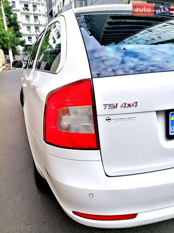Универсал Skoda Octavia 2012 в Одессе