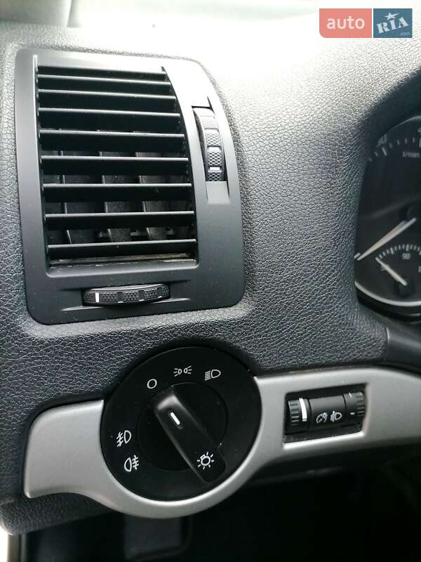 Универсал Skoda Octavia 2012 в Одессе
