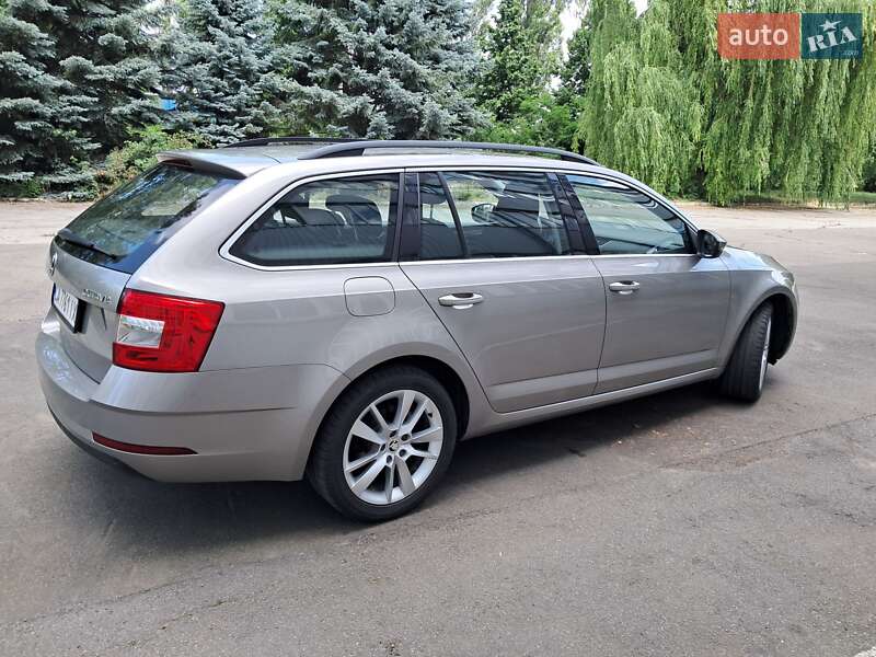 Универсал Skoda Octavia 2017 в Умани