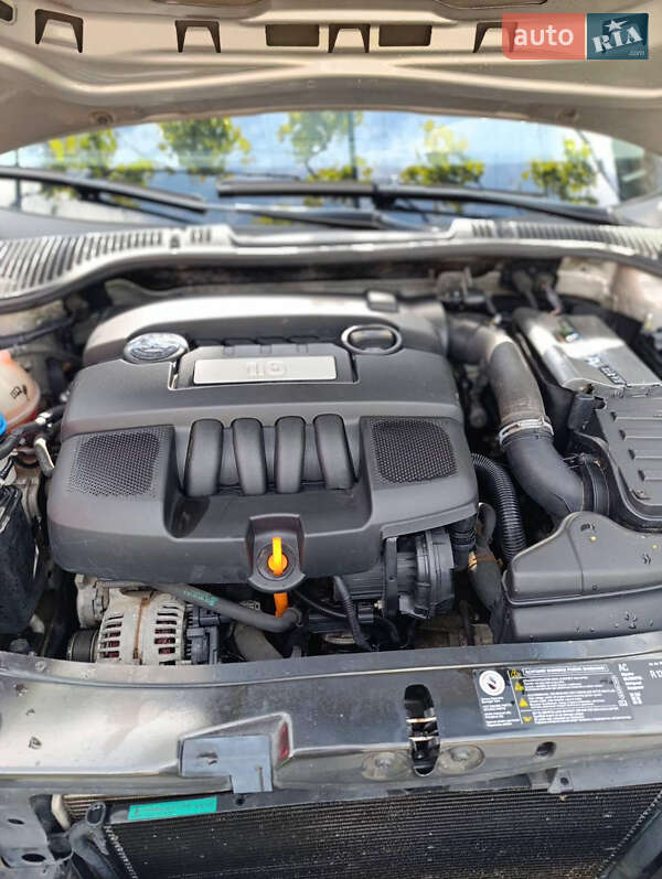 Лифтбек Skoda Octavia 2010 в Иршаве