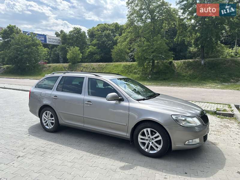 Універсал Skoda Octavia 2013 в Галичі