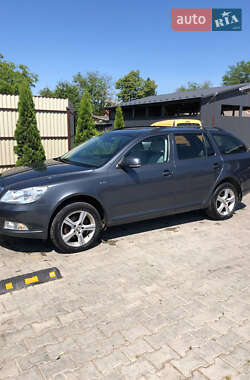 Універсал Skoda Octavia 2010 в Дрогобичі
