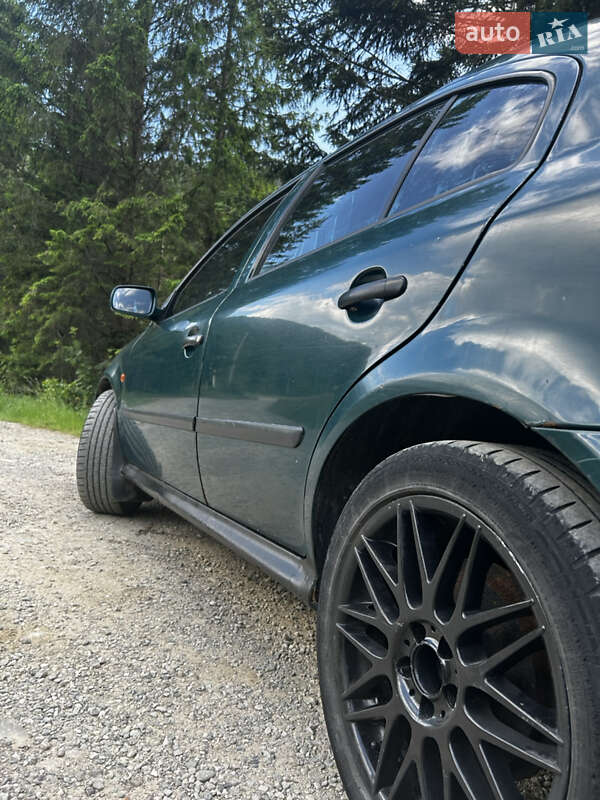 Лифтбек Skoda Octavia 1997 в Ворохте