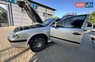 Лифтбек Skoda Octavia 2000 в 