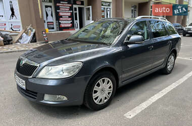 Универсал Skoda Octavia 2012 в Софиевской Борщаговке