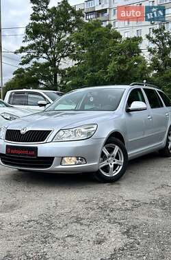 Універсал Skoda Octavia 2010 в Сумах