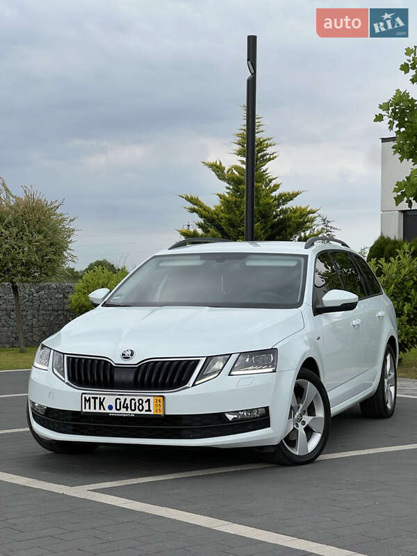 Универсал Skoda Octavia 2019 в Мукачево