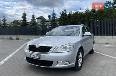 Універсал Skoda Octavia 2010 в 