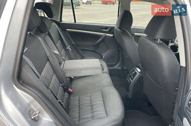 Універсал Skoda Octavia 2010 в 