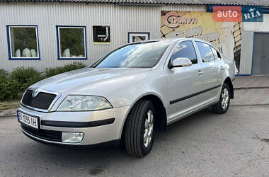 Ліфтбек Skoda Octavia 2006 в Хоролі