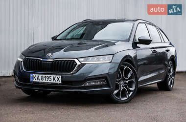 Універсал Skoda Octavia 2021 в Романіву