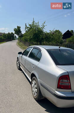 Ліфтбек Skoda Octavia 2002 в Івано-Франківську